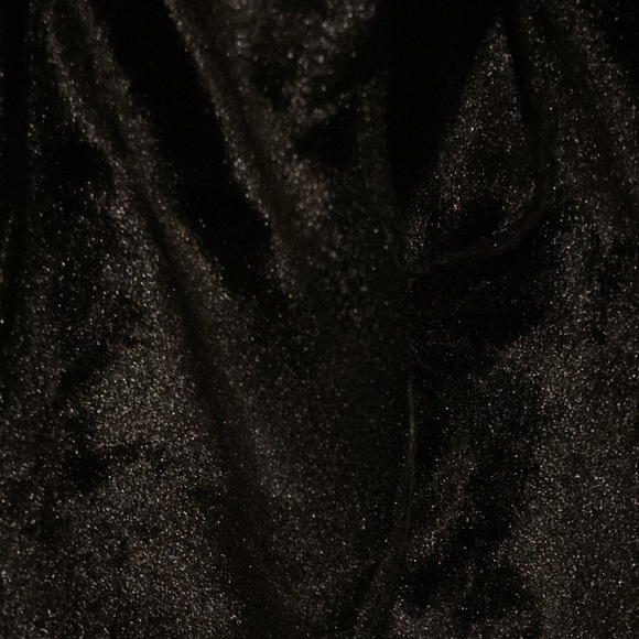 Skea, a luxury skiwear and lifestyle brand, size 10 women’s jacket. - Picture 13 of 16